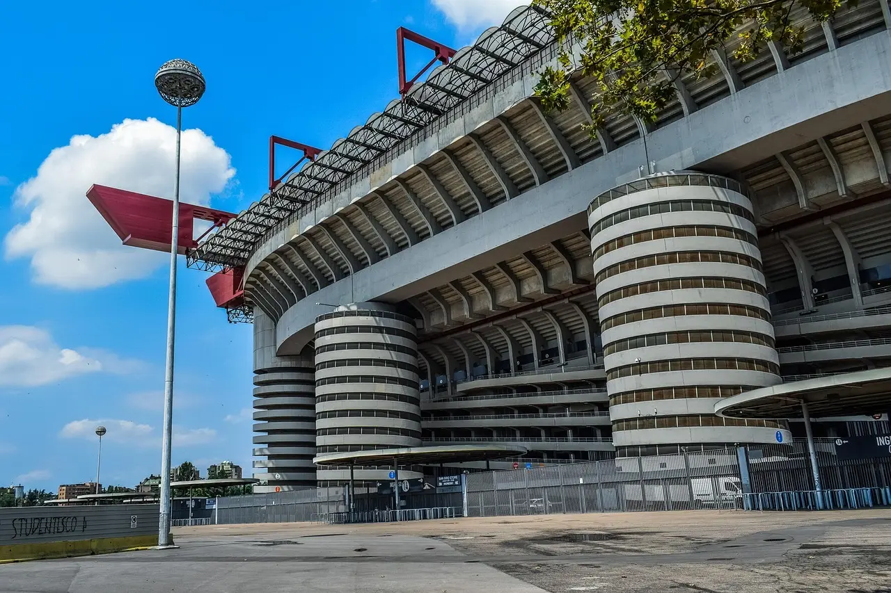 Hvordan er vejret i Milano i oktober?