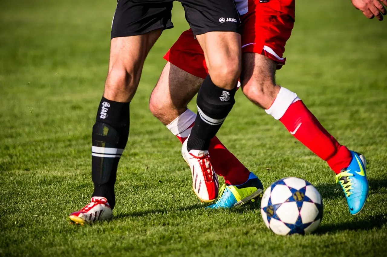Serie B runde 6: hurtige mål, sene udligninger og solide defensiver – hele runden på fodboldiitalien.dk
