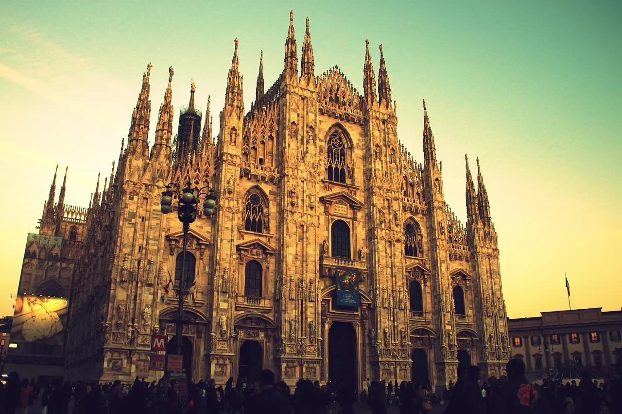 Hvordan er vejret i Milano i maj?